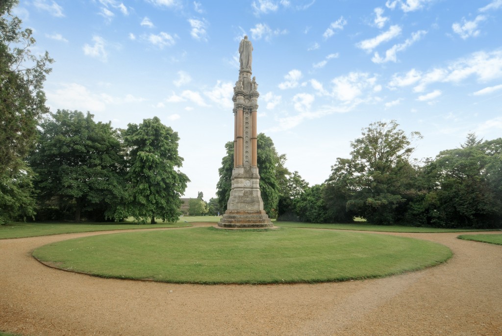 Prince Albert Monument in Albert Park, Abingdon