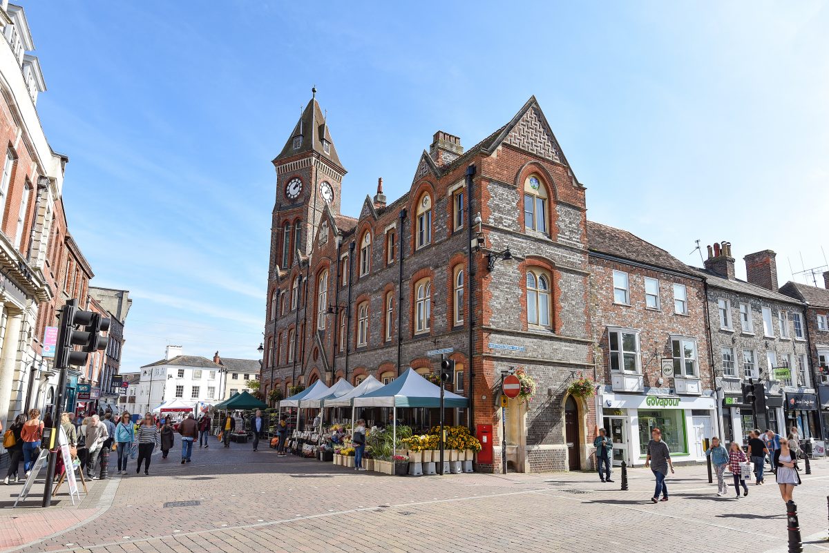 Estate Agents in Newbury Chancellors