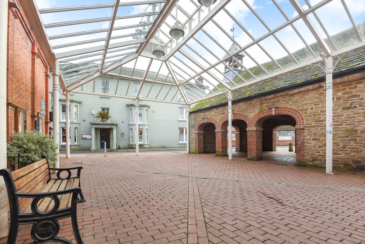 Estate Agents in Kington Chancellors